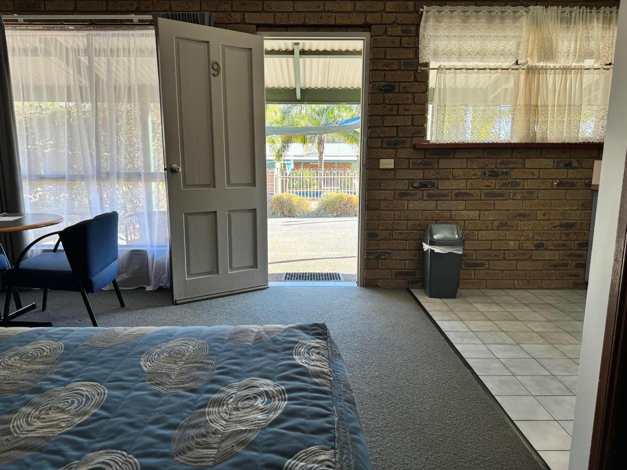 Tooleybuc Motel Exterior photo